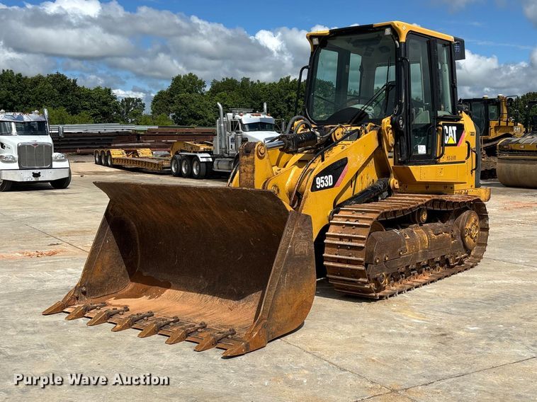 image for item FG0416 2015 Caterpillar 953D track loader