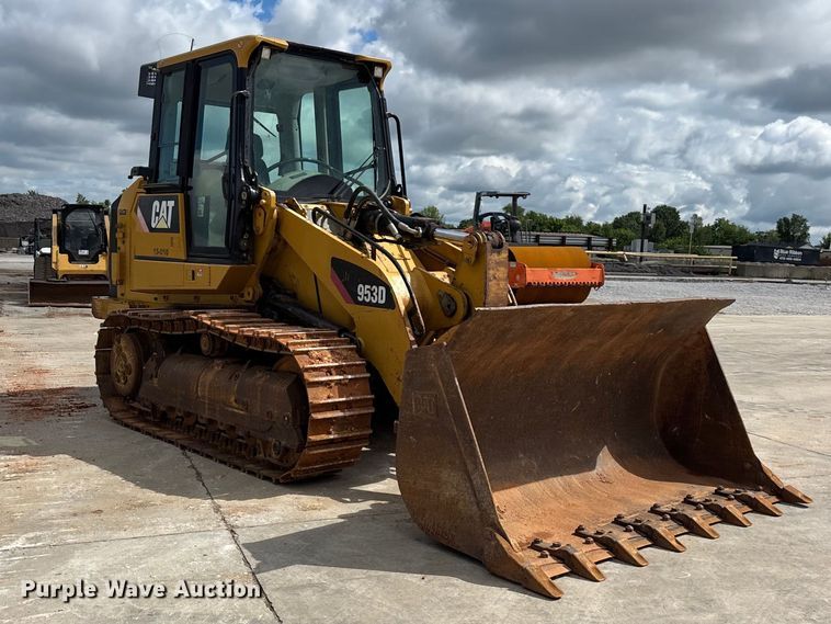 image for item FG0416 2015 Caterpillar 953D track loader