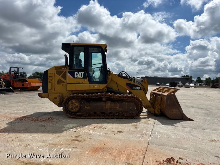 image for item FG0416 2015 Caterpillar 953D track loader