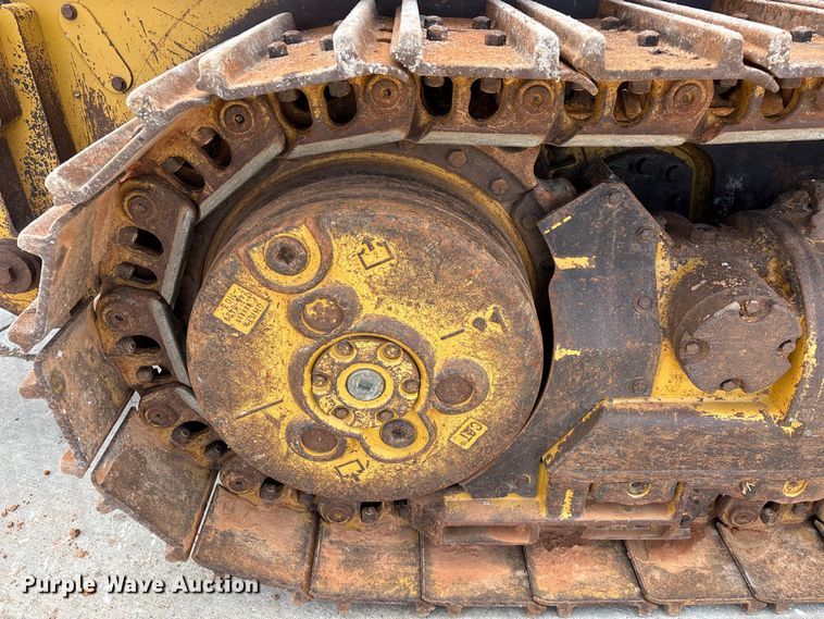 image for item FG0416 2015 Caterpillar 953D track loader