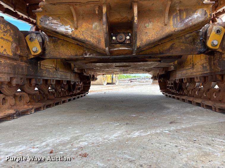 image for item FG0416 2015 Caterpillar 953D track loader