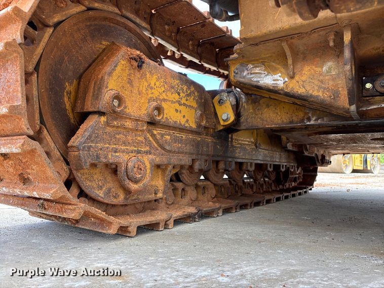 image for item FG0416 2015 Caterpillar 953D track loader