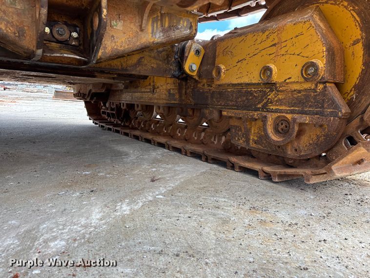 image for item FG0416 2015 Caterpillar 953D track loader