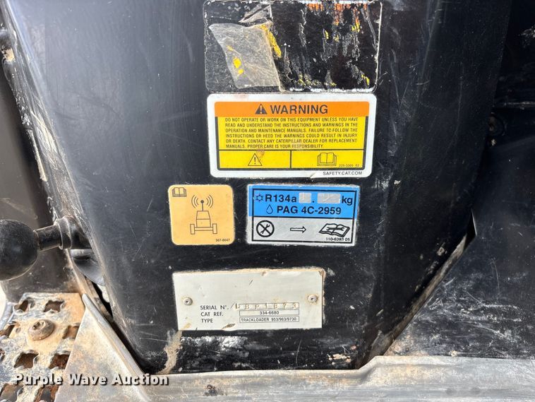 image for item FG0416 2015 Caterpillar 953D track loader