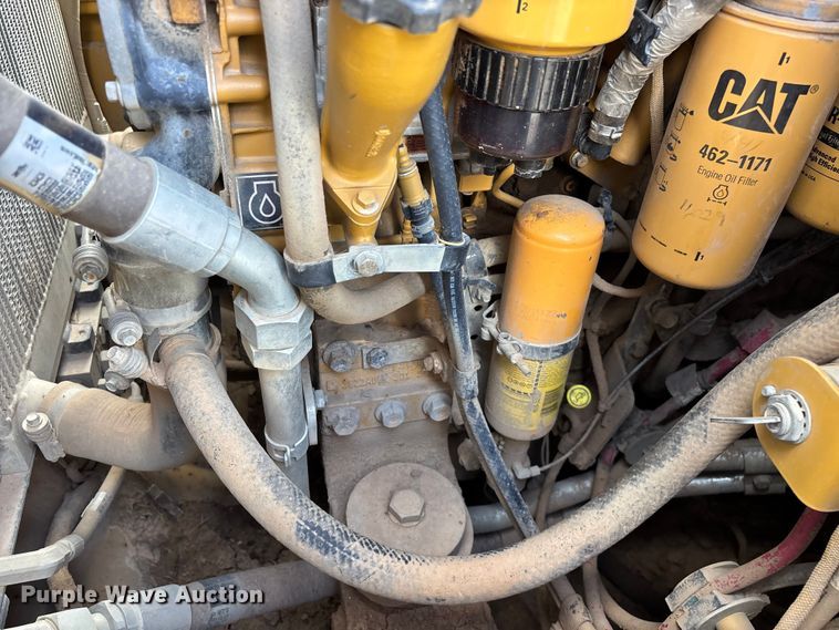 image for item FG0416 2015 Caterpillar 953D track loader