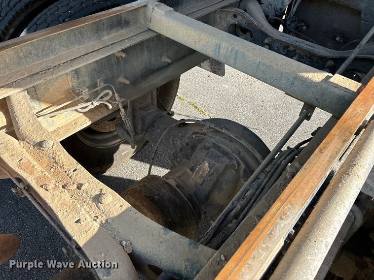 image for item FG0464 2015 Ford F650 Super Duty dump truck