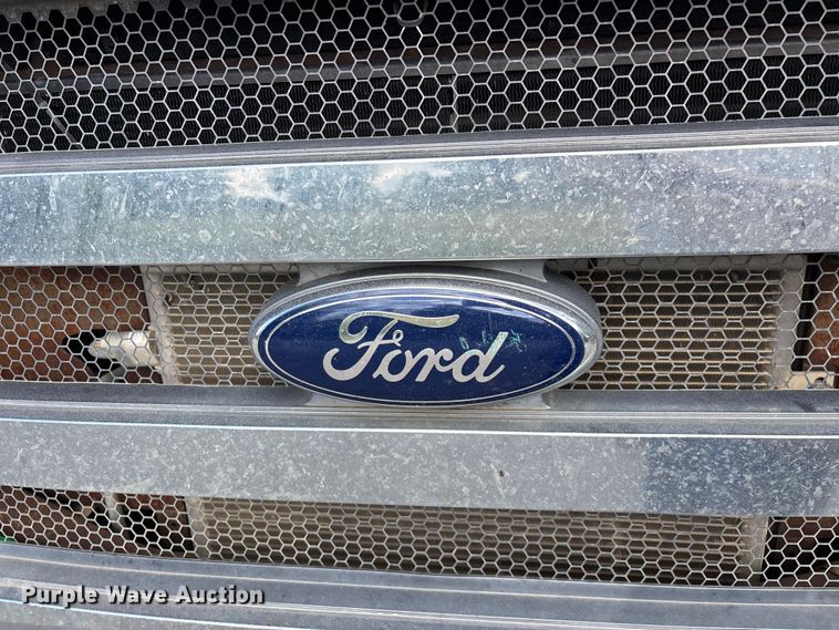 image for item FG0464 2015 Ford F650 Super Duty dump truck