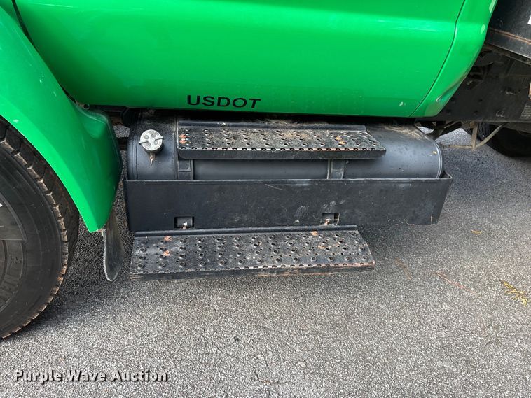 image for item FG0464 2015 Ford F650 Super Duty dump truck