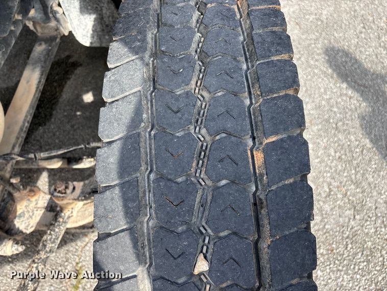 image for item FG0464 2015 Ford F650 Super Duty dump truck