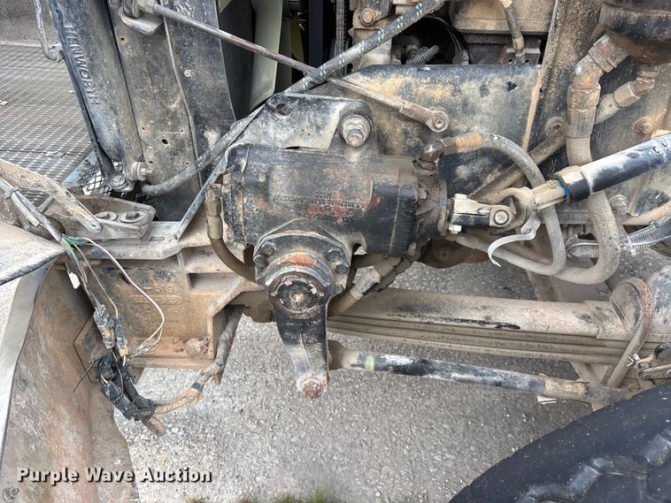 image for item FG0466 2003 Kenworth T800 ready mix truck