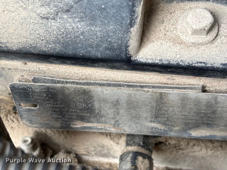 image for item FG0466 2003 Kenworth T800 ready mix truck