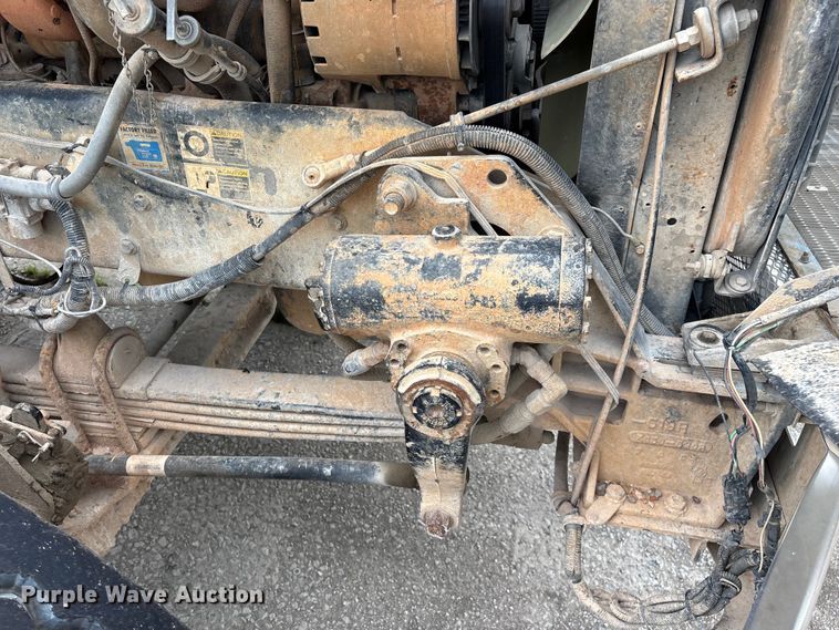 image for item FG0466 2003 Kenworth T800 ready mix truck