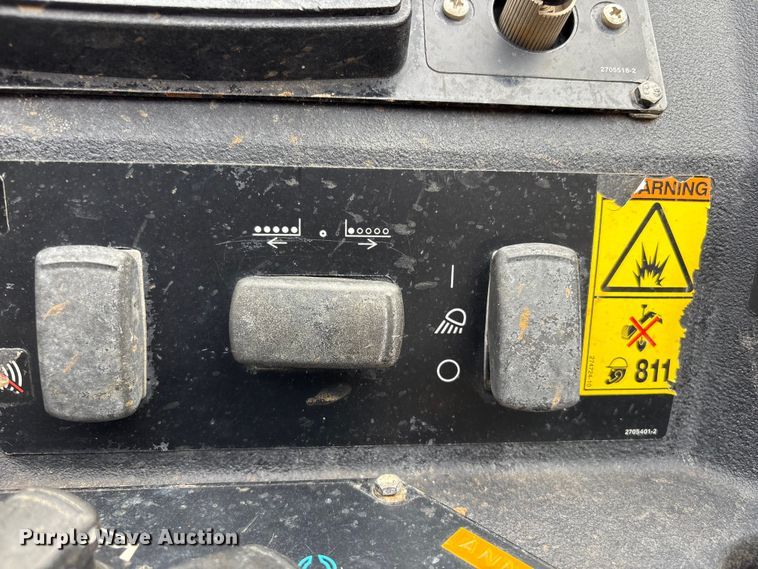 image for item FI0228 2019 Ditch Witch JT20 directional boring unit