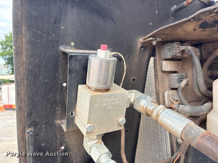 image for item FI0228 2019 Ditch Witch JT20 directional boring unit