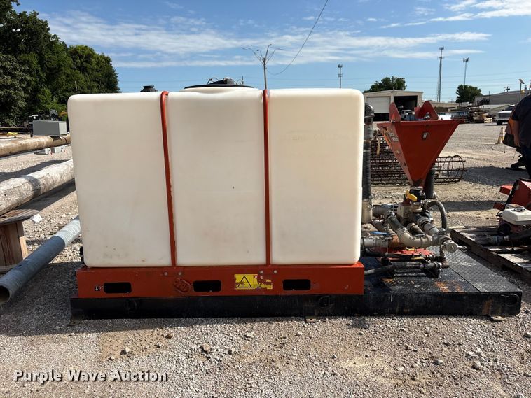 image for item FI0229 2020 Ditch Witch FM5X mud mixer