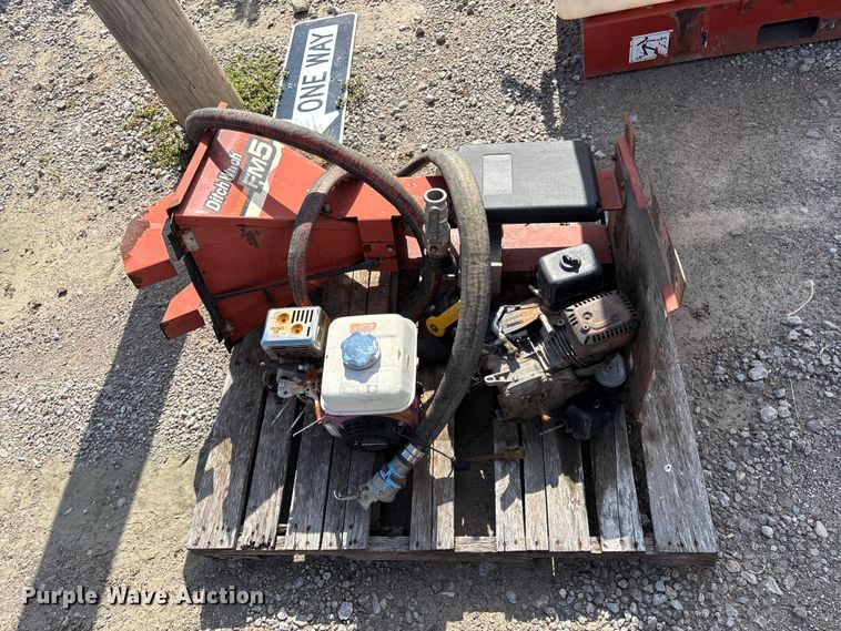 image for item FI0229 2020 Ditch Witch FM5X mud mixer