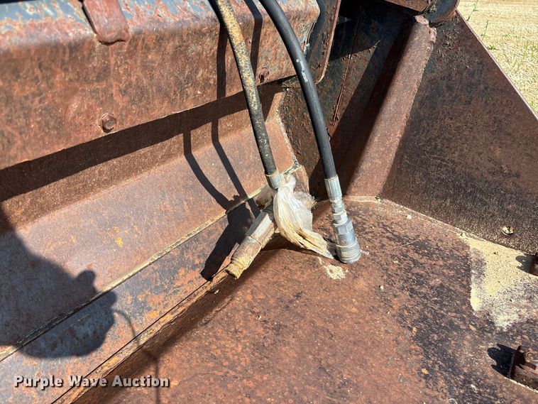 image for item FI1670 Skid steer bucket