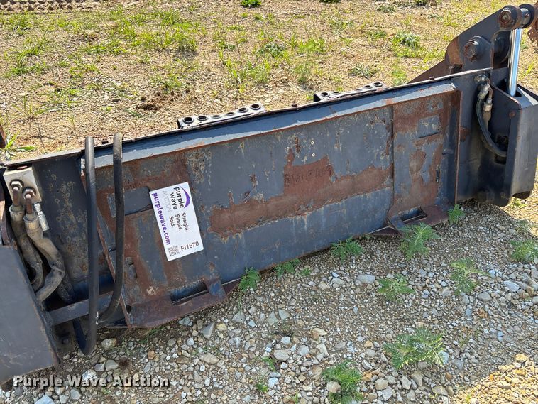 image for item FI1670 Skid steer bucket