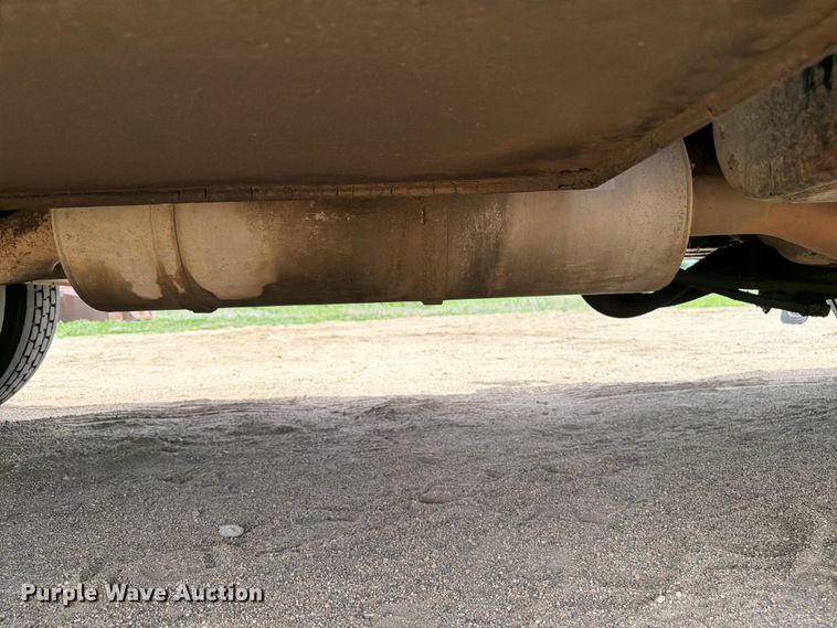 image for item FK0221 2006 Ford F650 Super Duty utility / service truck