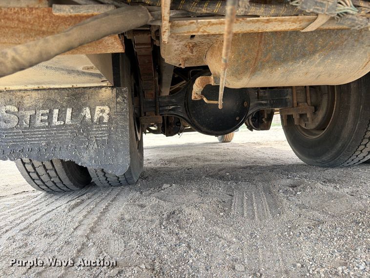 image for item FK0221 2006 Ford F650 Super Duty utility / service truck