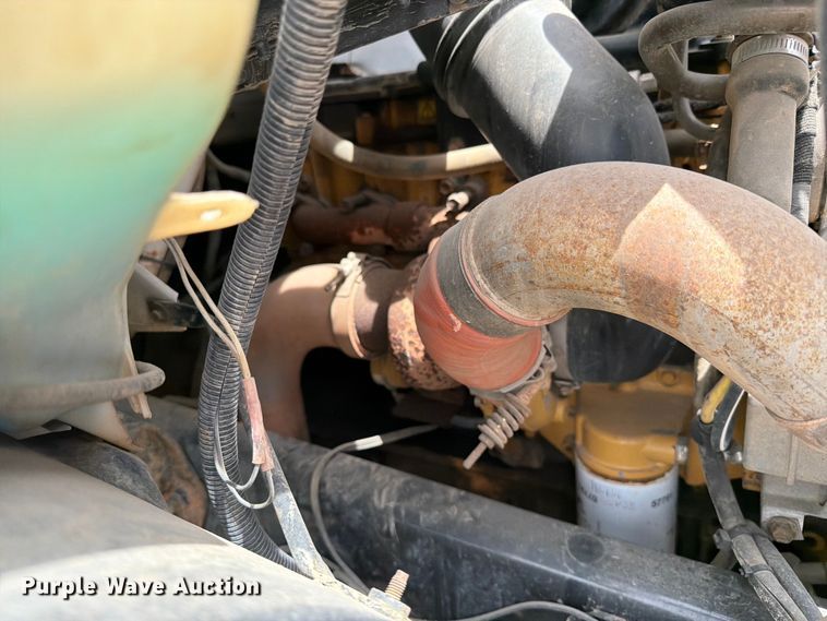 image for item FK0221 2006 Ford F650 Super Duty utility / service truck
