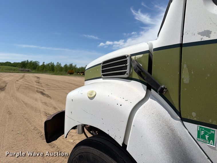 image for item FK0224 2006 Freightliner Business Class M2 oil distributor truck