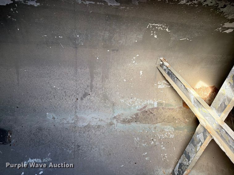image for item FK0225 1991 International 8200 tank truck
