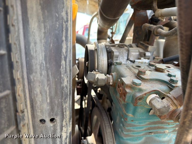 image for item FK0226 1991 Ford LT8000 tank truck