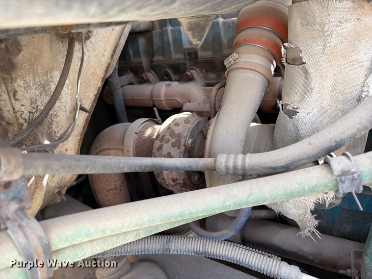 image for item FK0229 1998 International 4700 utility / service truck