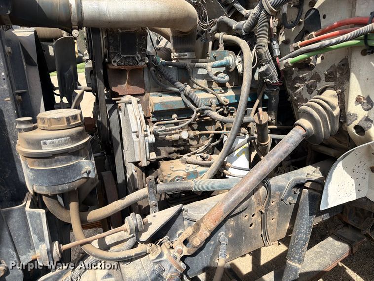 image for item FK0229 1998 International 4700 utility / service truck