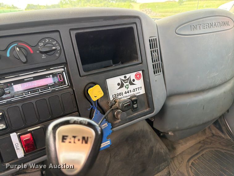 image for item FK0232 2007 International 4200 utility / service truck