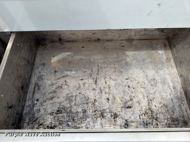 image for item FK0234 2007 International 4200 utility / service truck