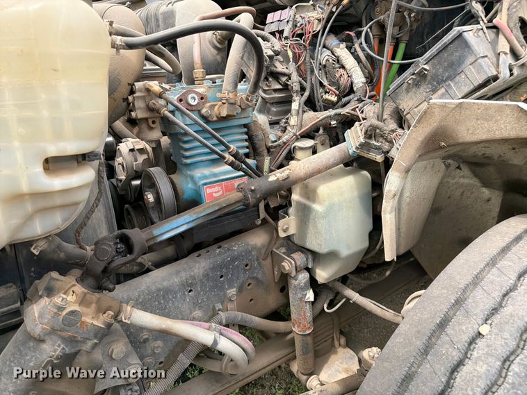 image for item FK0234 2007 International 4200 utility / service truck