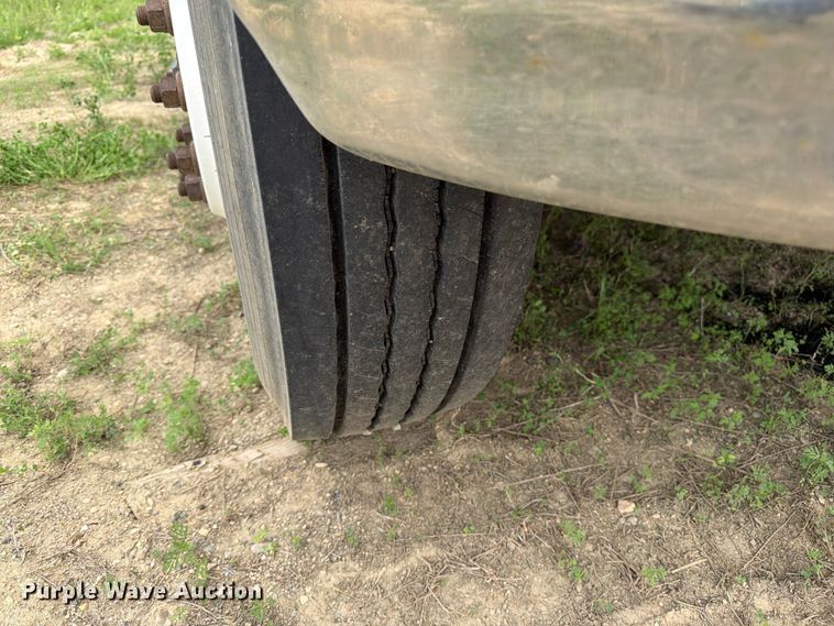 image for item FK0234 2007 International 4200 utility / service truck