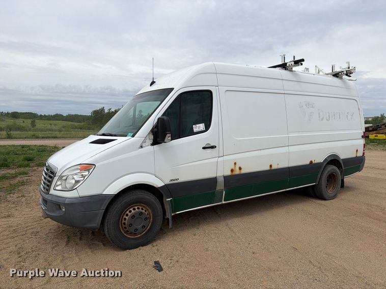 2013 Freightliner Sprinter van