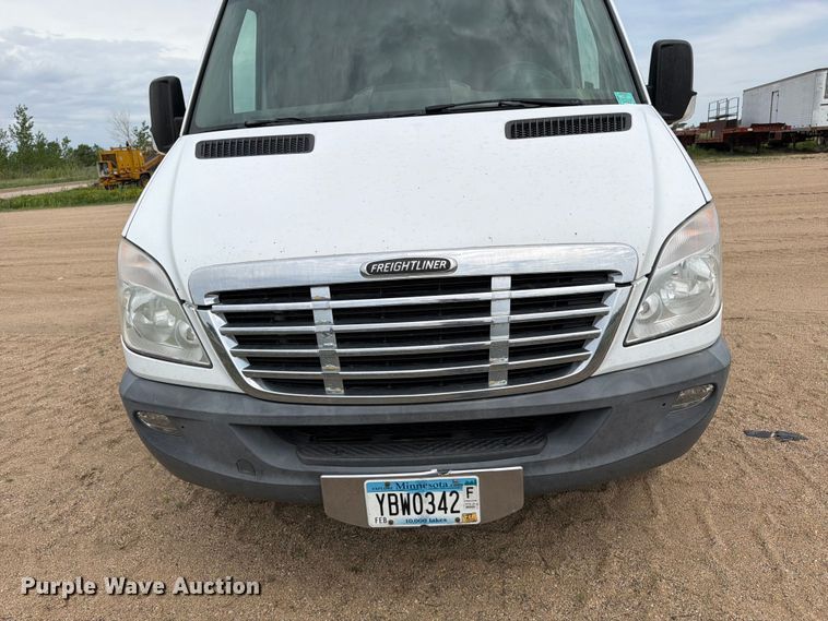 image for item FK0236 2013 Freightliner Sprinter van