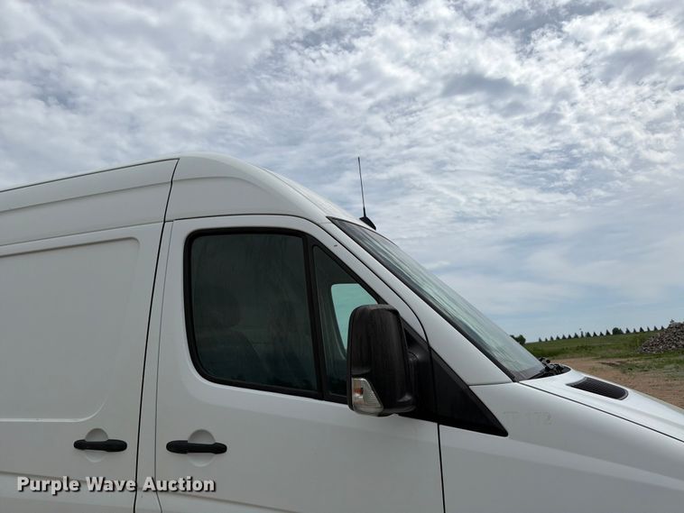 image for item FK0236 2013 Freightliner Sprinter van