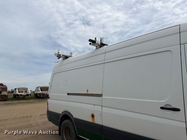 image for item FK0236 2013 Freightliner Sprinter van