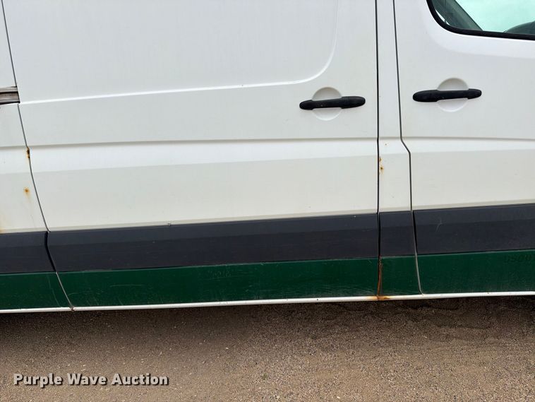 image for item FK0236 2013 Freightliner Sprinter van