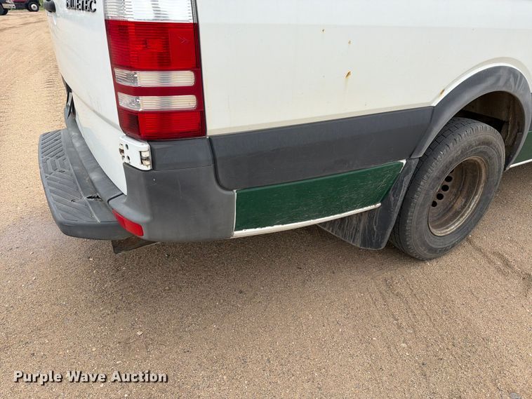 image for item FK0236 2013 Freightliner Sprinter van