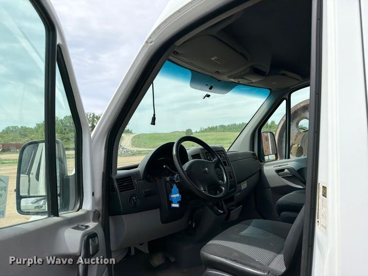 image for item FK0236 2013 Freightliner Sprinter van