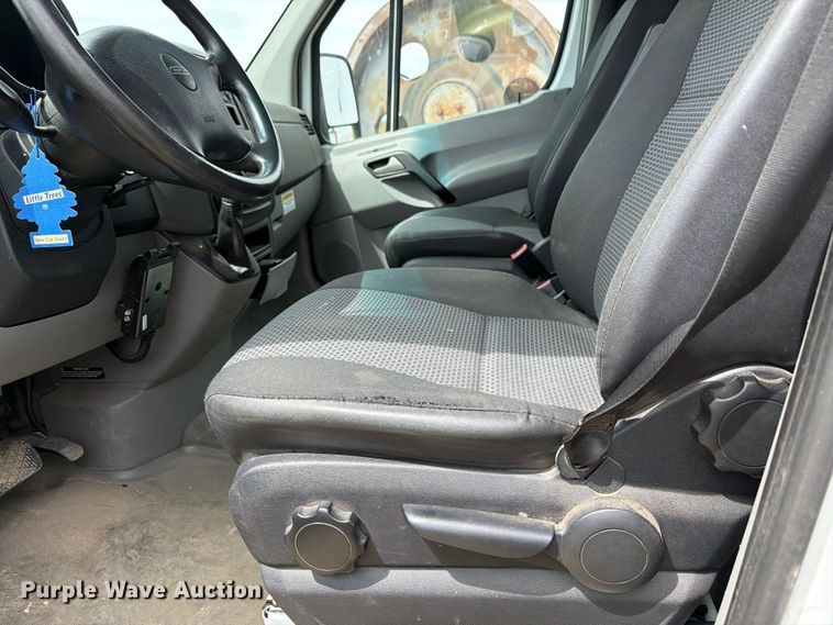 image for item FK0236 2013 Freightliner Sprinter van