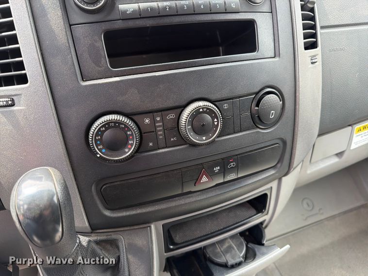image for item FK0236 2013 Freightliner Sprinter van