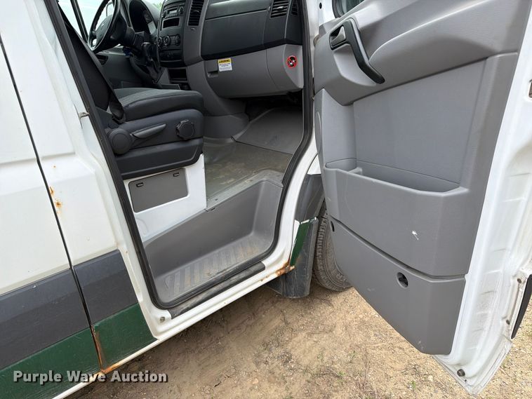 image for item FK0236 2013 Freightliner Sprinter van