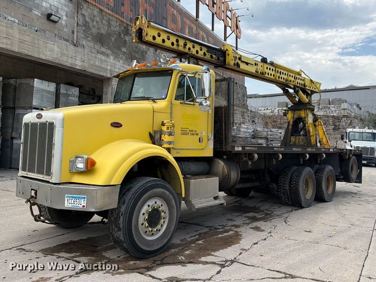image for item FK0256 2004 Peterbilt 357 crane truck