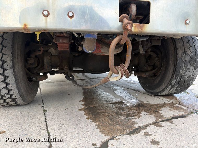 image for item FK0256 2004 Peterbilt 357 crane truck