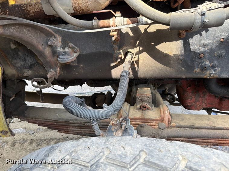 image for item FK0256 2004 Peterbilt 357 crane truck