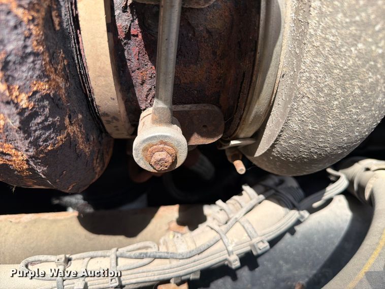 image for item FK0256 2004 Peterbilt 357 crane truck