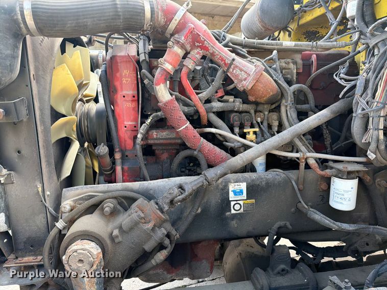 image for item FK0256 2004 Peterbilt 357 crane truck