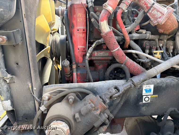 image for item FK0256 2004 Peterbilt 357 crane truck